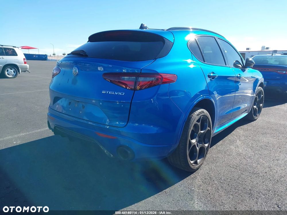 Alfa Romeo Stelvio 2.0 Turbo Veloce TI Q4 - 6