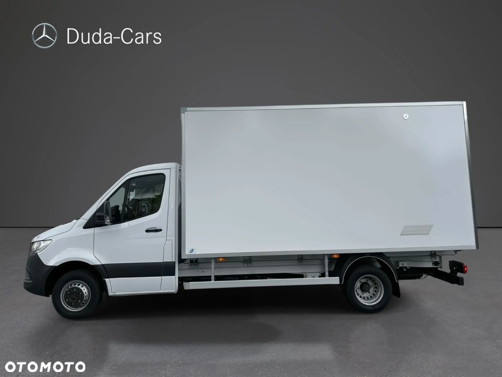 Mercedes-Benz Sprinter - 2