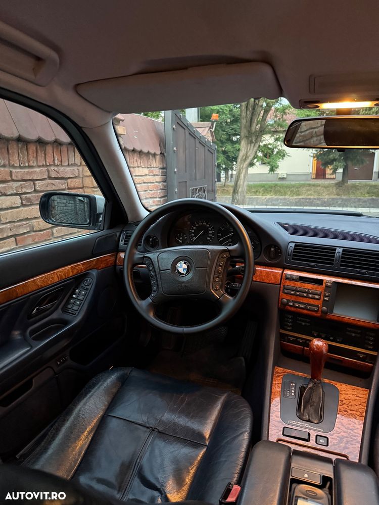 BMW Seria 7 - 14