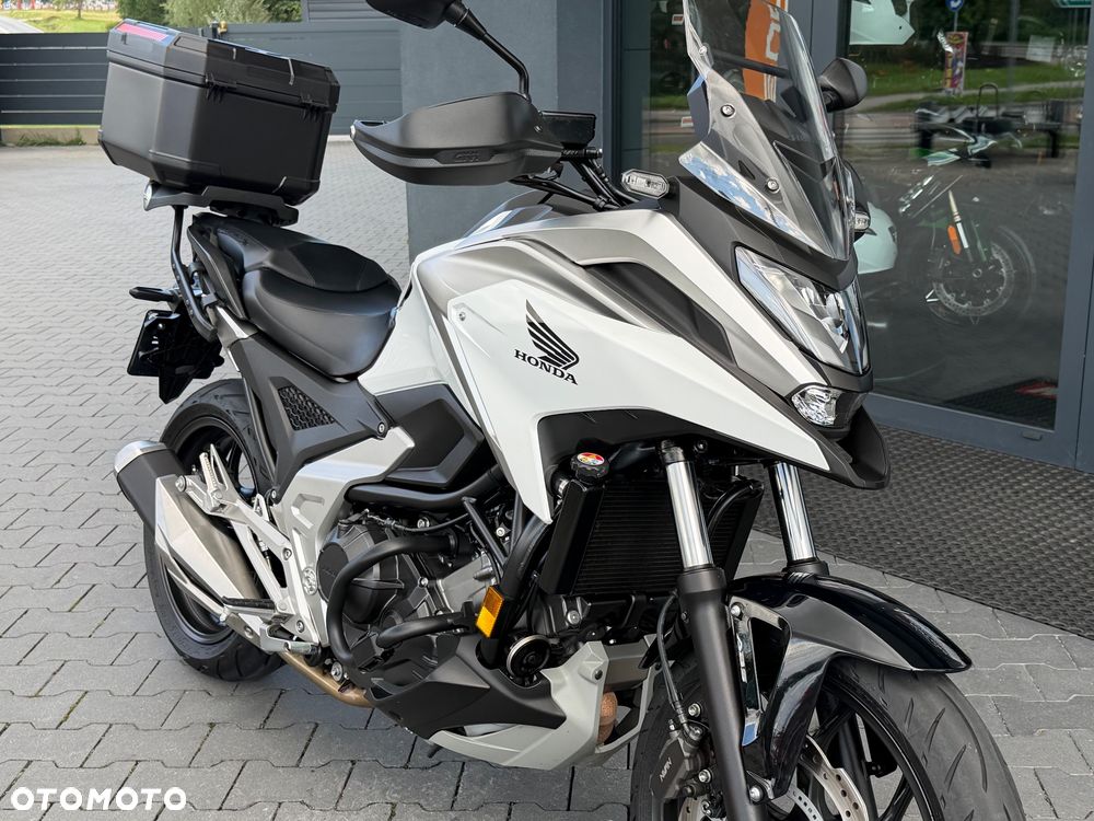 Honda NC - 22
