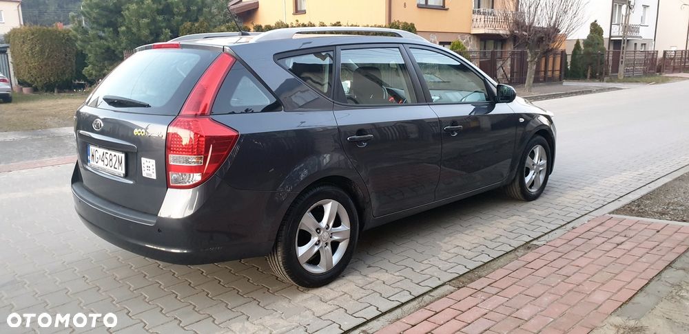 Kia Ceed 1.4 S Euro2012 - 5
