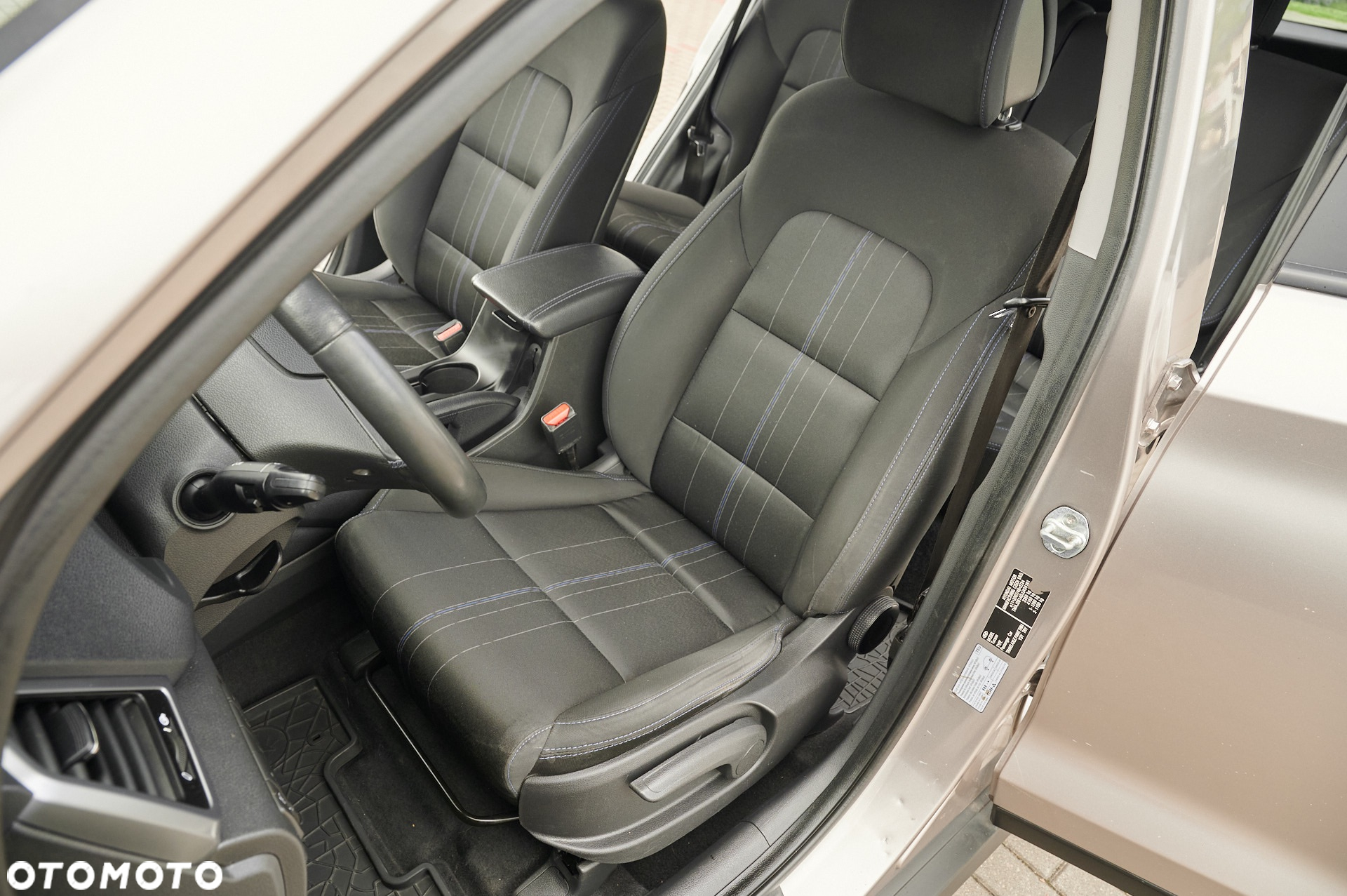 Hyundai Tucson 2.0 CRDi 4WD Automatik Trend - 27