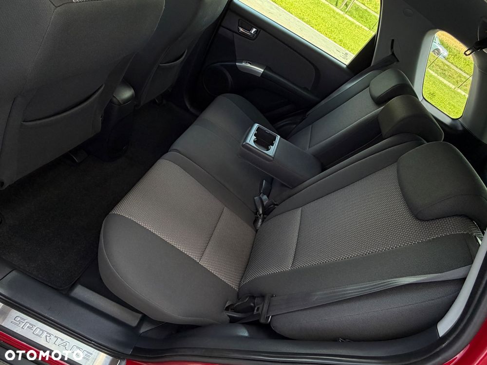 Kia Sportage 2.0 4WD Cup - 28
