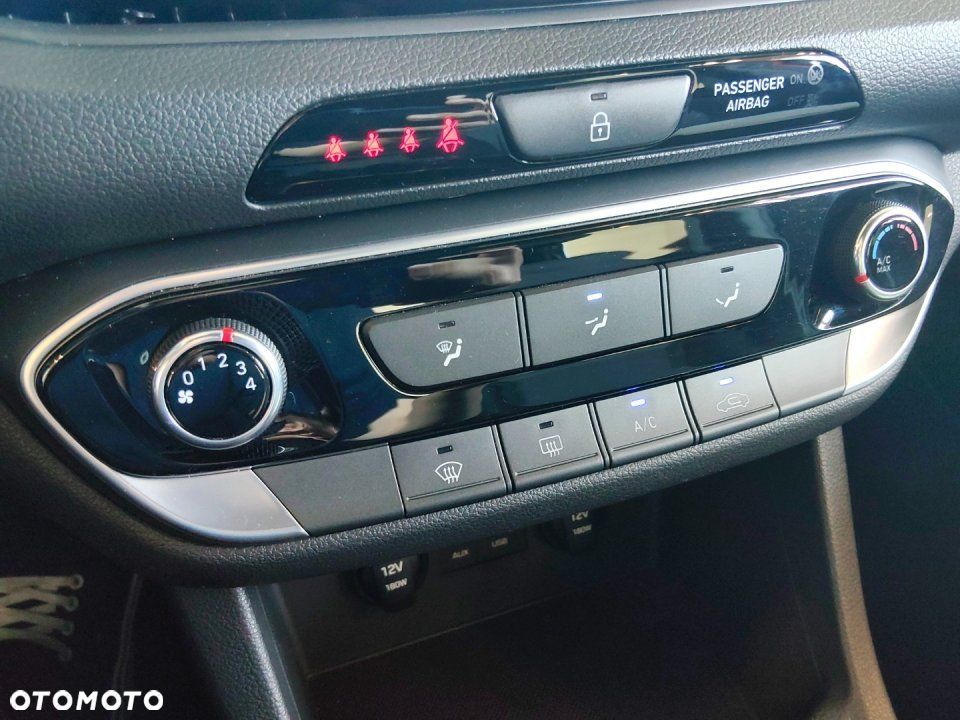 Hyundai i30 - 12