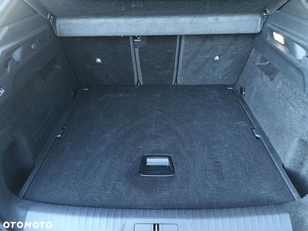 Peugeot 3008 1.2 PureTech mHEV Allure Pack S&S e-DCS6 - 10