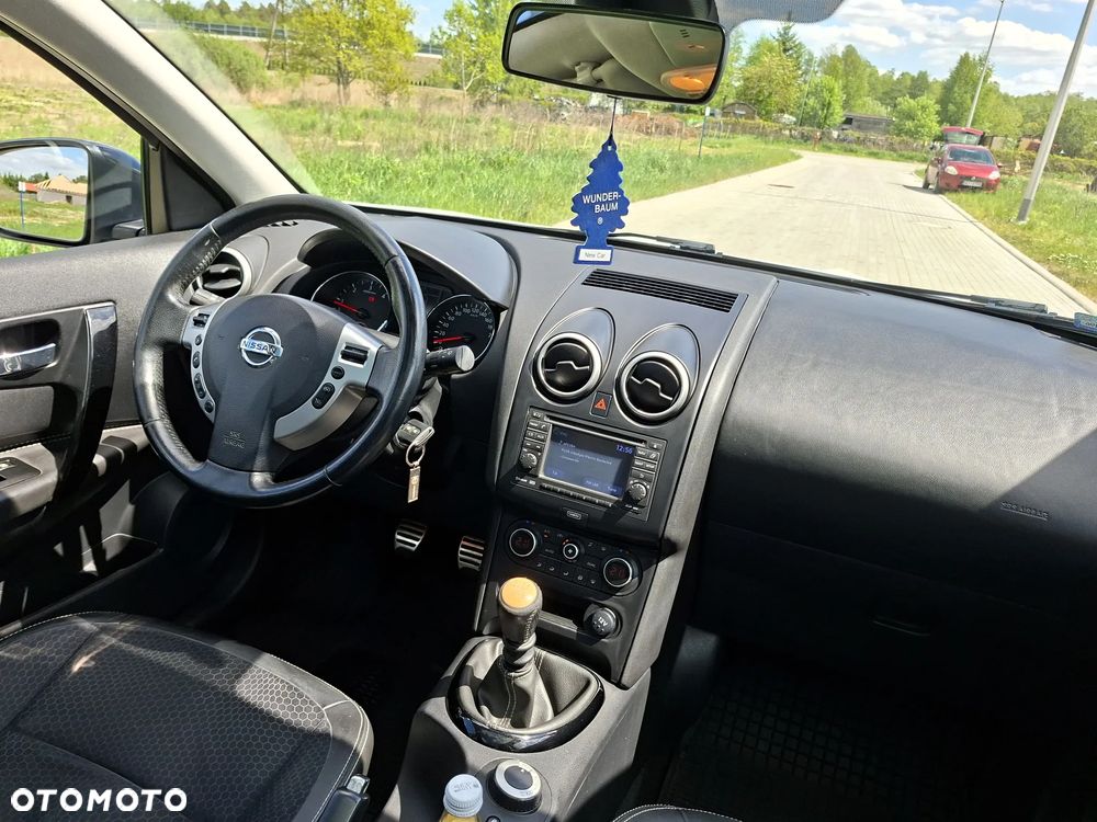 Nissan Qashqai 1.6 dCi 4 x 4 DPF Start/Stop tekna - 12