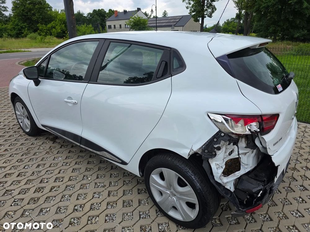 Renault Clio dCi 75 Stop & Start Expression - 11