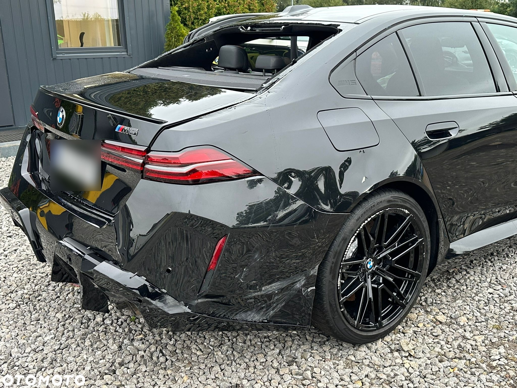 BMW M5 PHEV - 4