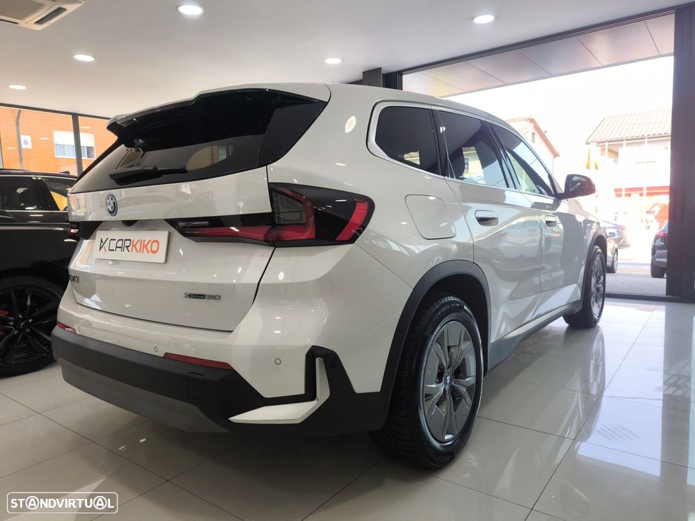 BMW iX1 xDrive30 - 6
