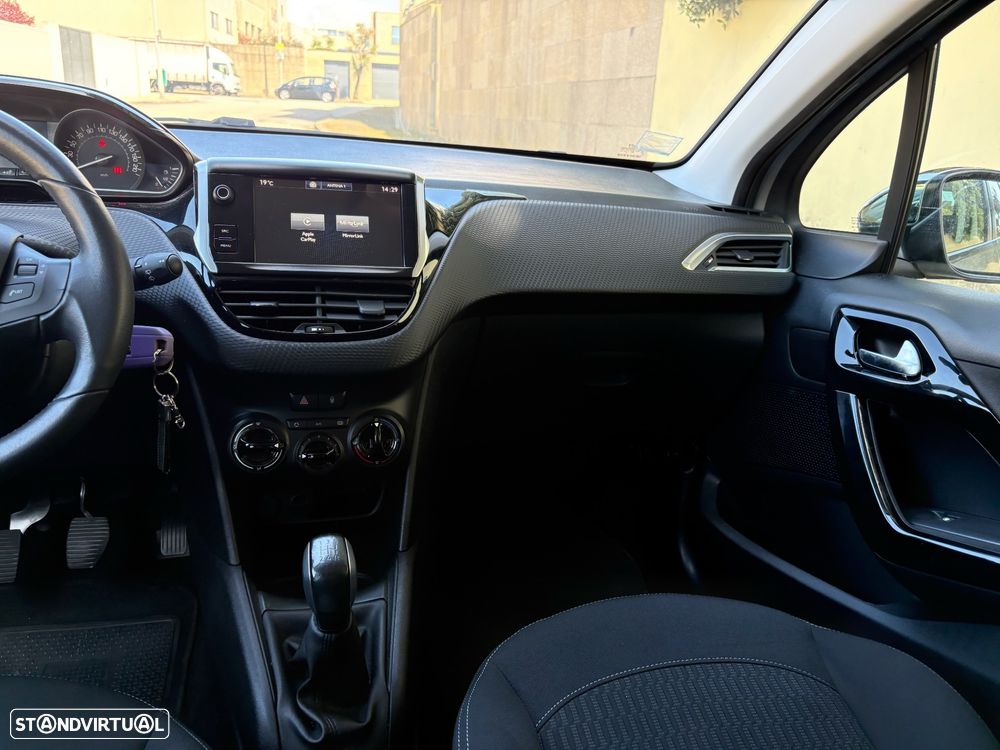Peugeot 208 1.6 BlueHDi Style - 24