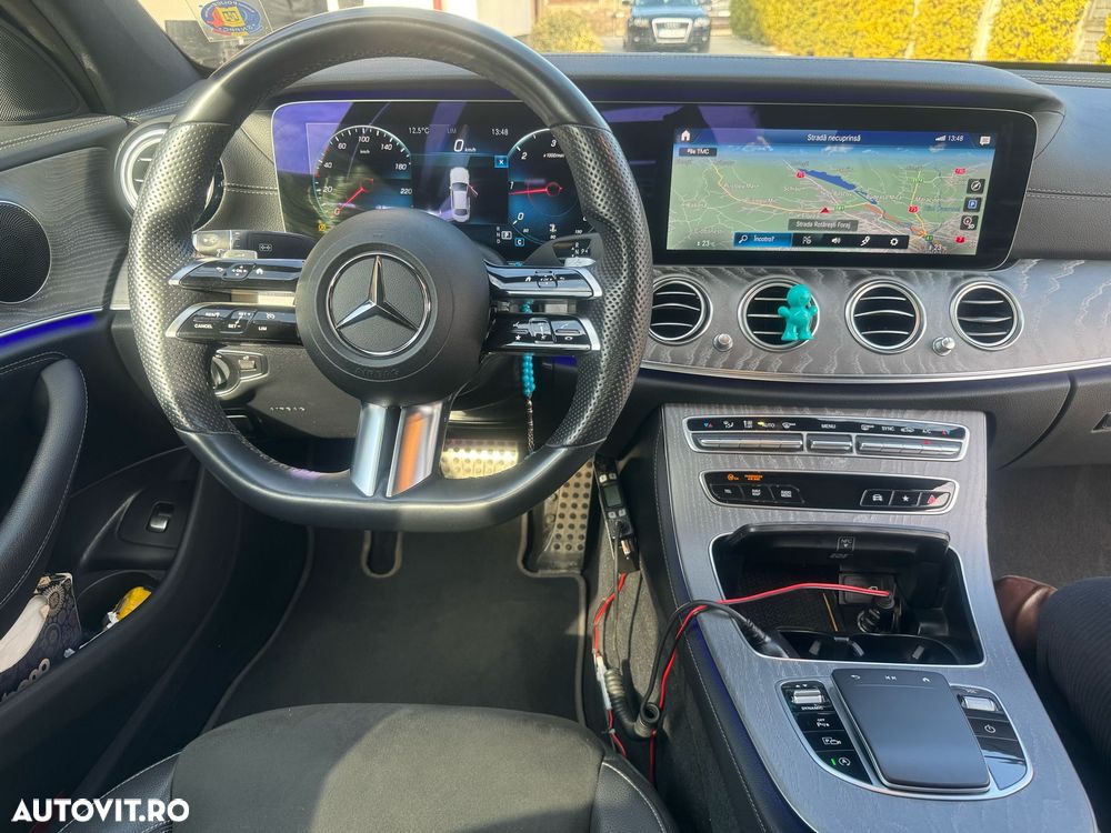 Mercedes-Benz E 220 d 4Matic T 9G-TRONIC AMG Line - 19