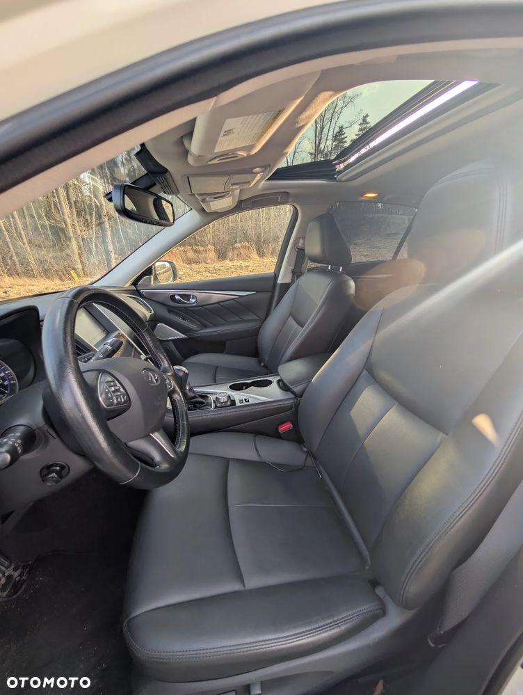 Infiniti Q50 2.0t Premium Executive - 9