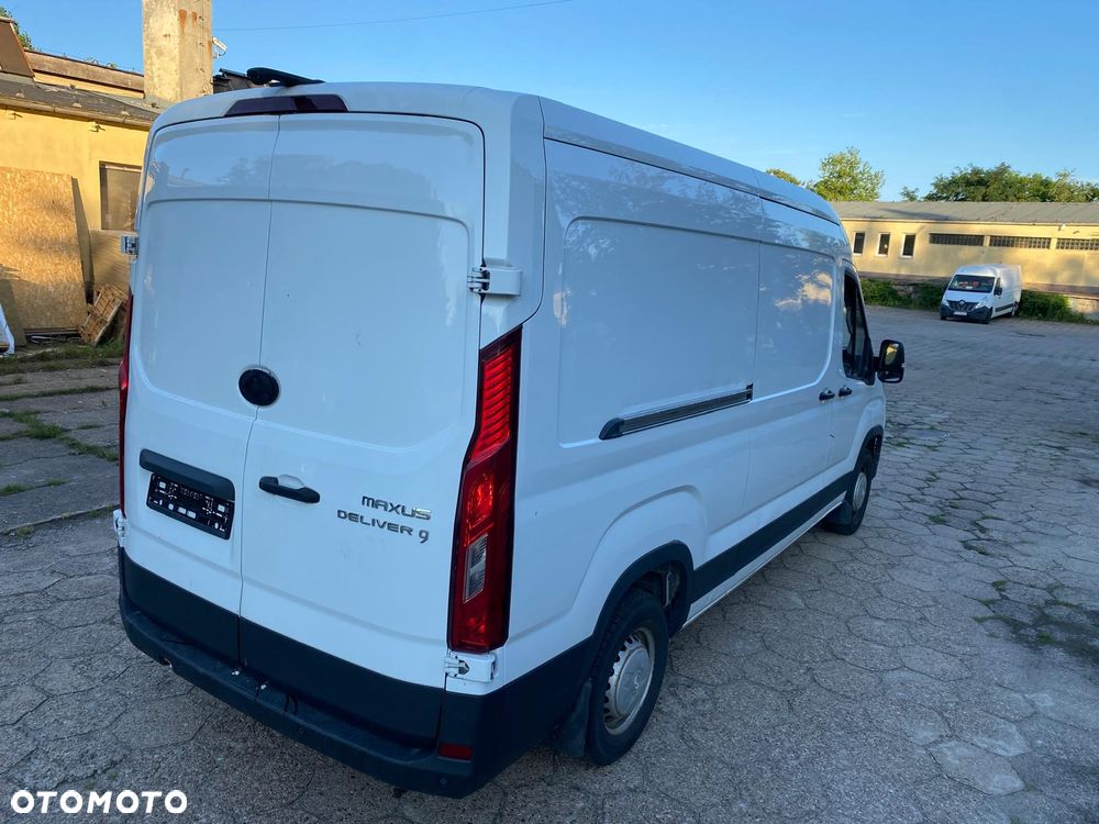 Maxus Deliver 9 - 23