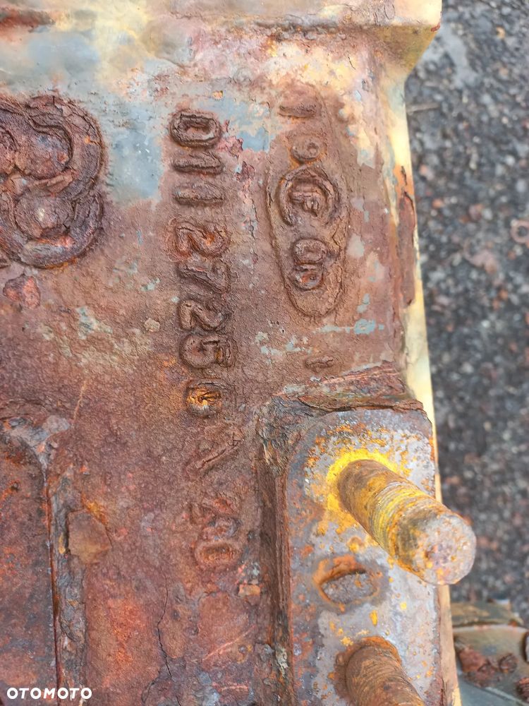 Most obudowa mostu przód tył ,zwolnica,zwrotnica,układ planetarny,atak,koło ataku wałek,półoś explorer,titan,antares,same,lamborghini,hurlimann,deutz,agroplus,agrosun,agrotron,silver,formuła,master,racing,premium,r774,0.467.473.0 ,01127250/20 ,445.4410.0 ,2324411 ,202.3111.0 ,25544100 ,91071140 ,9107.110.0, 269.4330.0 ,275.4356.0 ,255.3110.0 ,270.4741.0 ,.91311100 . 0.008.3208.0 , 0.008.3210.3,269.4331.0, 27244100. - 11