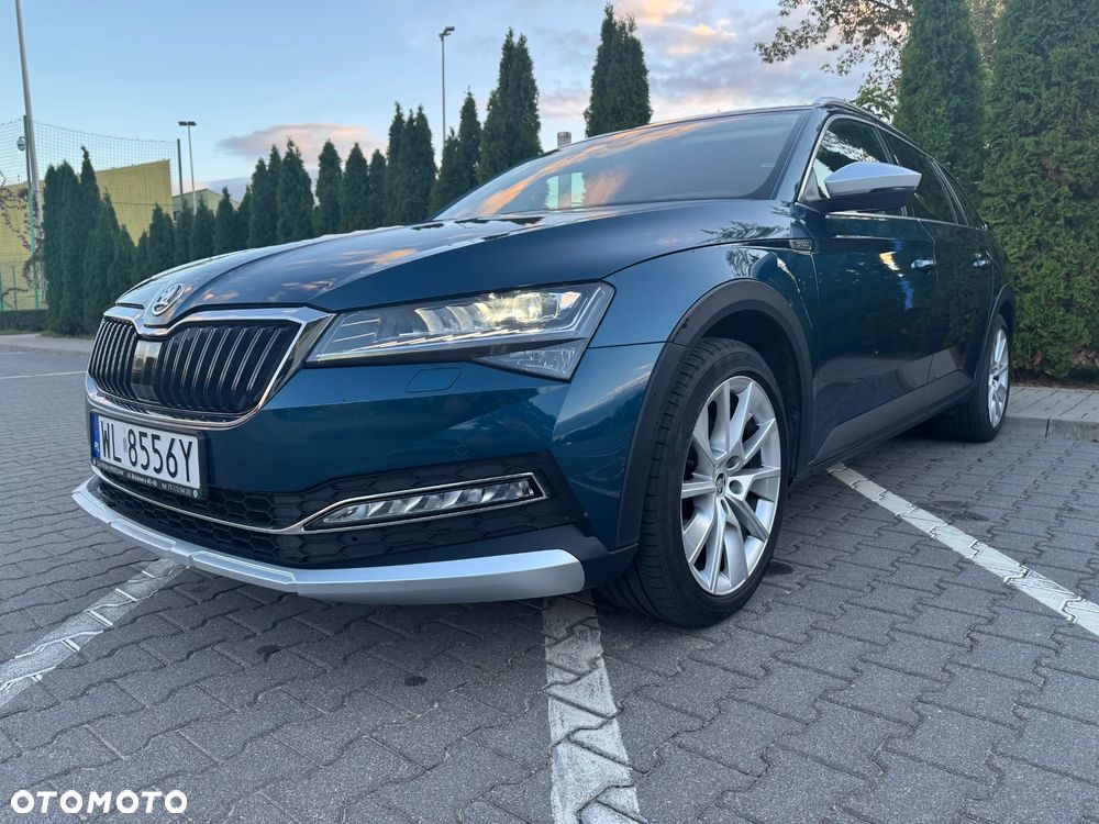 Skoda Superb 2.0 TDI SCR 4x4 Scout DSG - 3