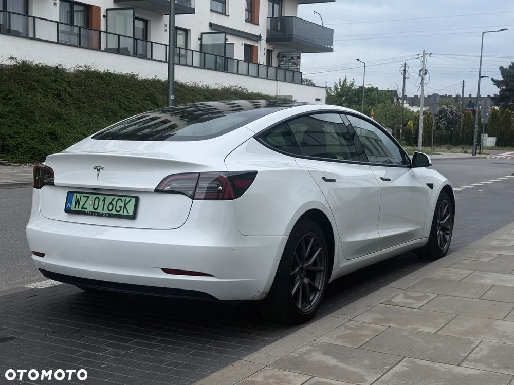Tesla Model 3 RWD Premium - 4