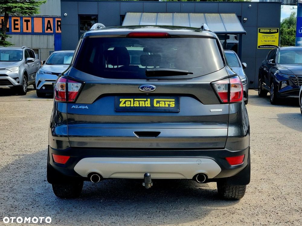 Ford Kuga 1.5 EcoBoost 2x4 Titanium - 6