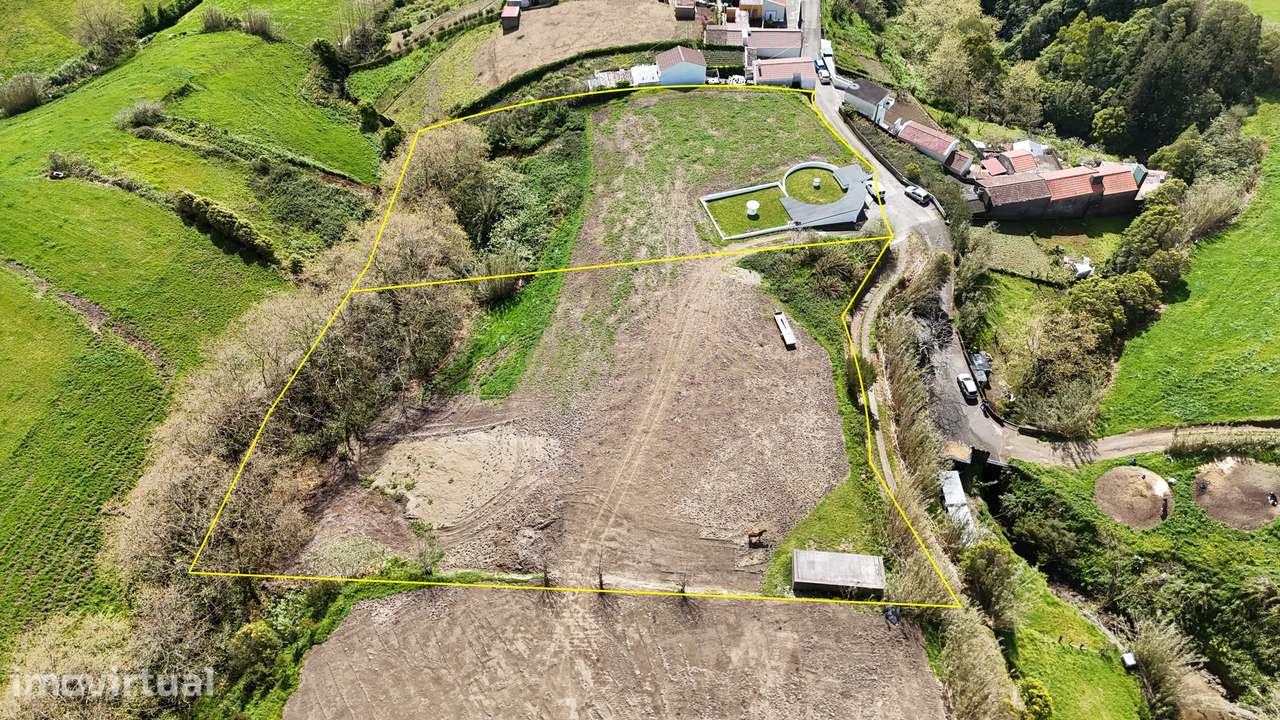 Terreno Urbanizável com Vista Mar e Elevado Potencial Construtivo - Vi - Grande imagem: 4/18