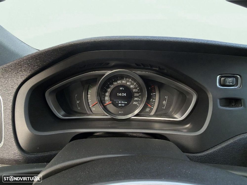 Volvo V40 1.6 D2 R-Design - 11