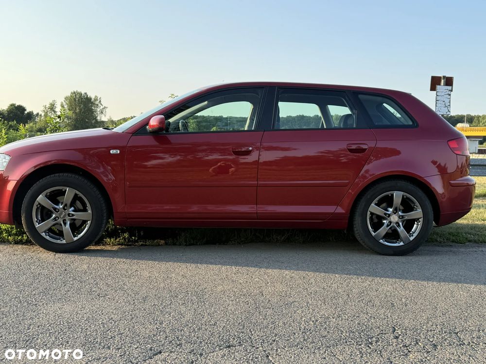 Audi A3 Sportback - 2