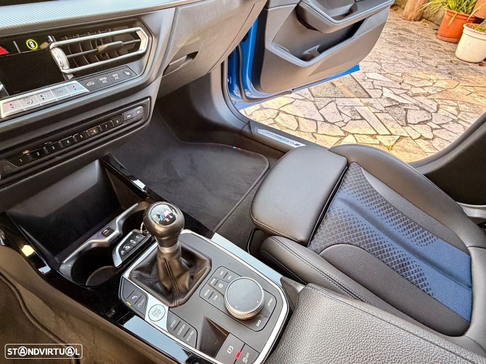 BMW 118 - 24