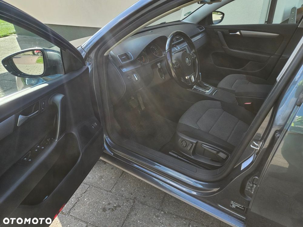 Volkswagen Passat Variant 2.0 TDI DSG BlueMotion Technology Trendline - 15