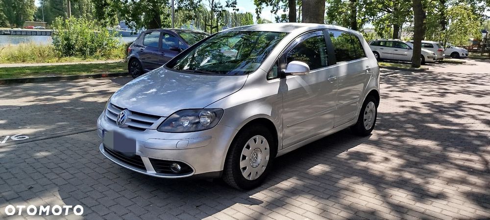 Volkswagen Golf Plus - 1