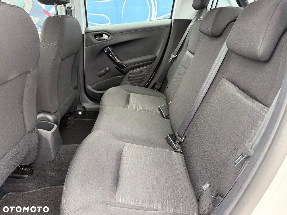 Peugeot 208 1.4 HDi Active - 12