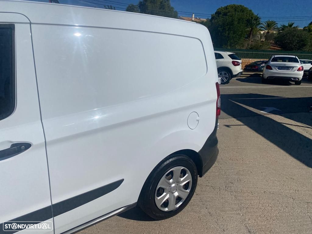 Ford Transit Courier 1.5 TDCi - 21