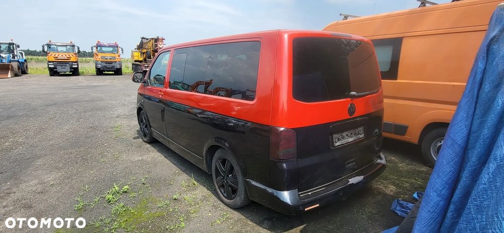 Volkswagen Caravelle - 4