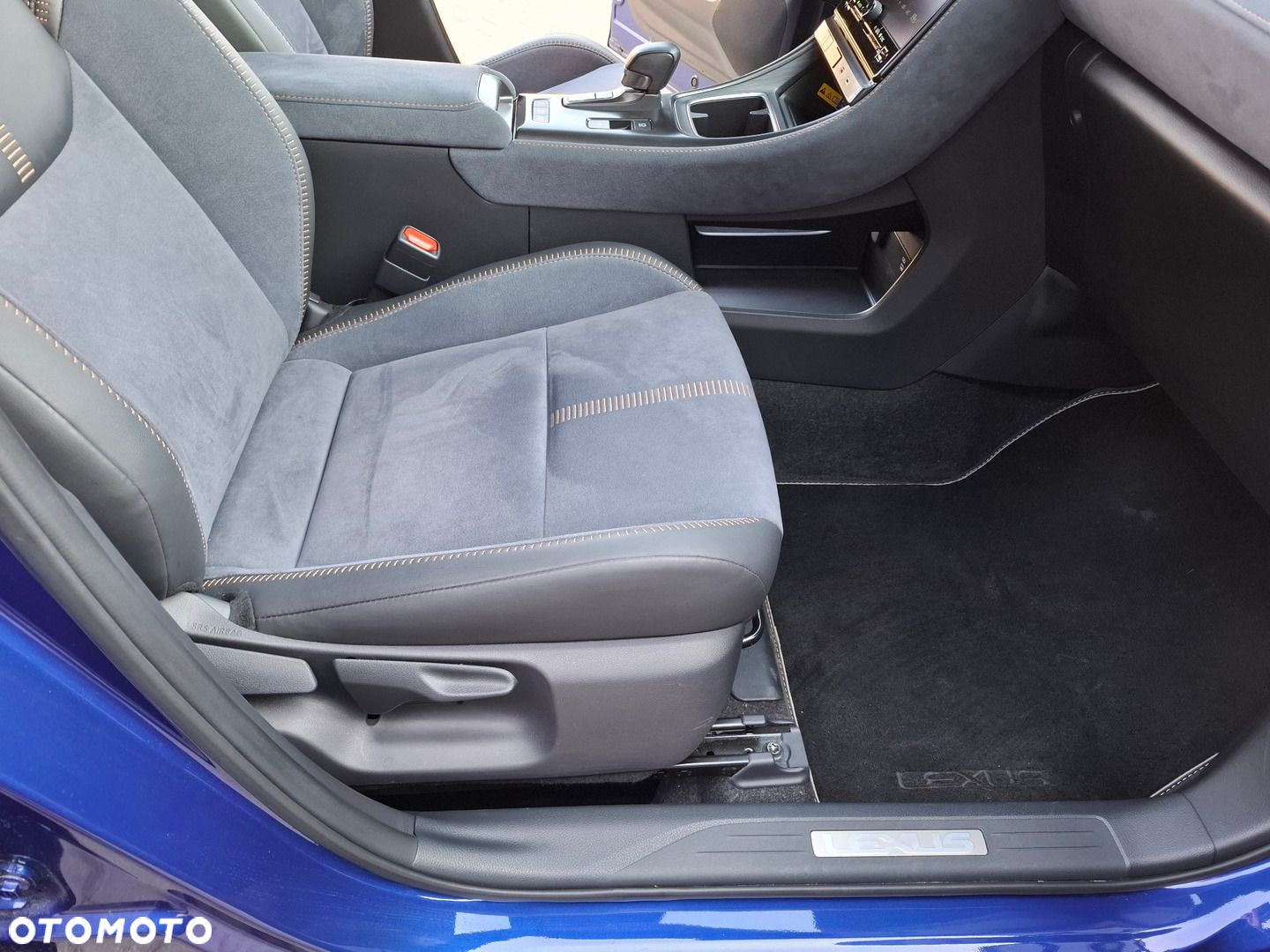Lexus LBX 1.5 Hybrid Cool - 22