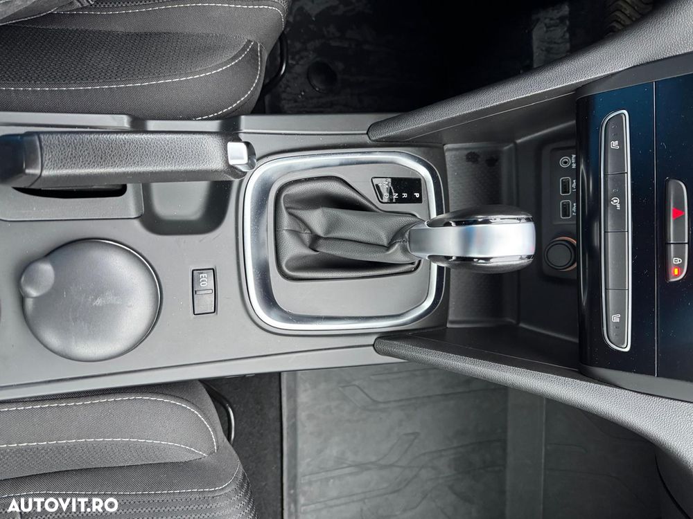 Renault Megane TCe 140 EDC GPF Zen - 7