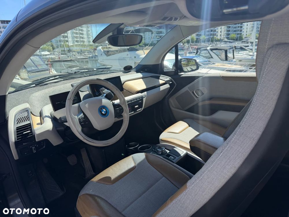 BMW i3 (60 Ah) - 11
