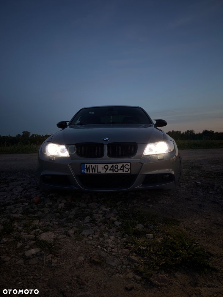 BMW Seria 3 325i - 17