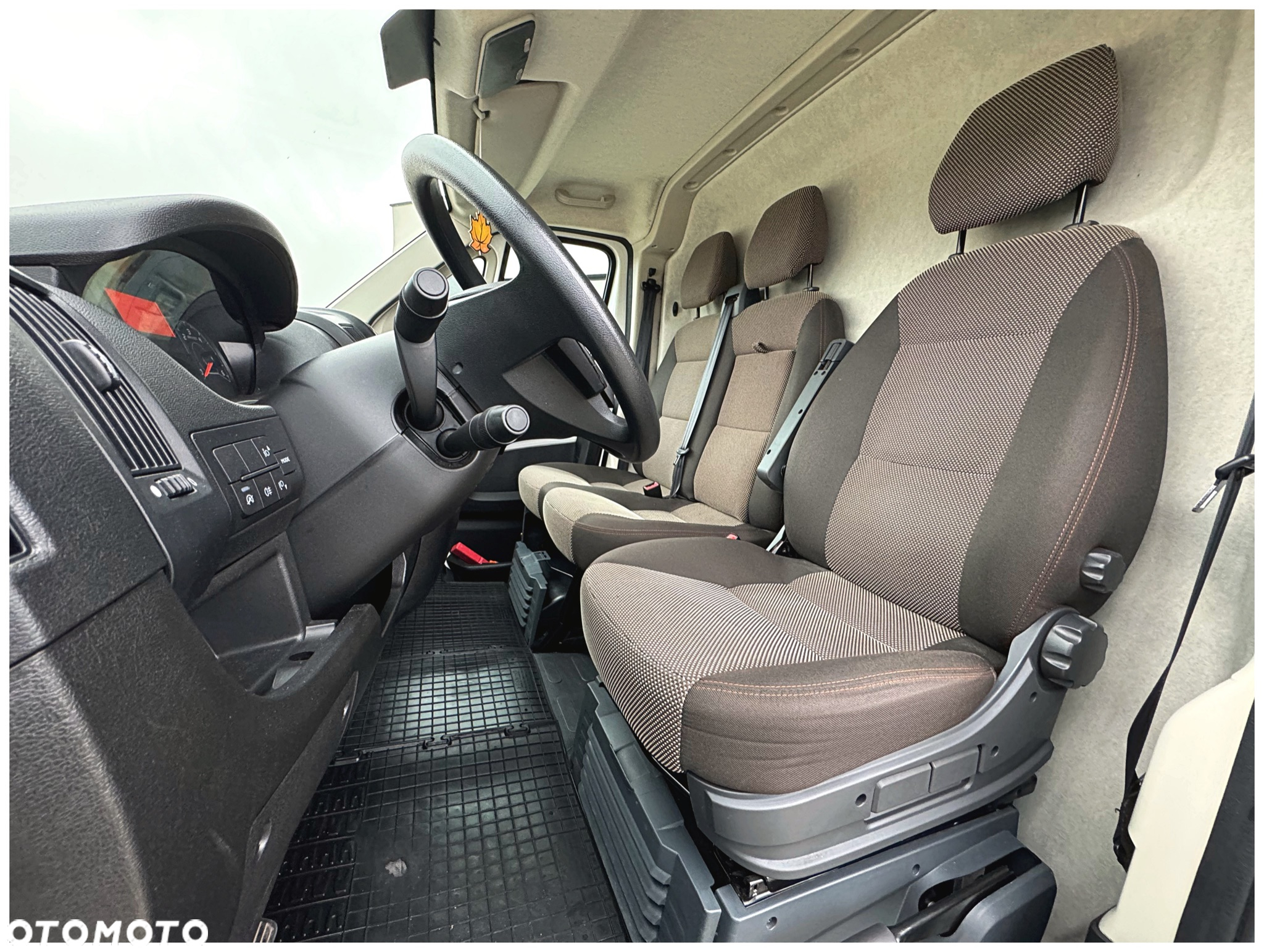 Peugeot BOXER L4H2 - 12