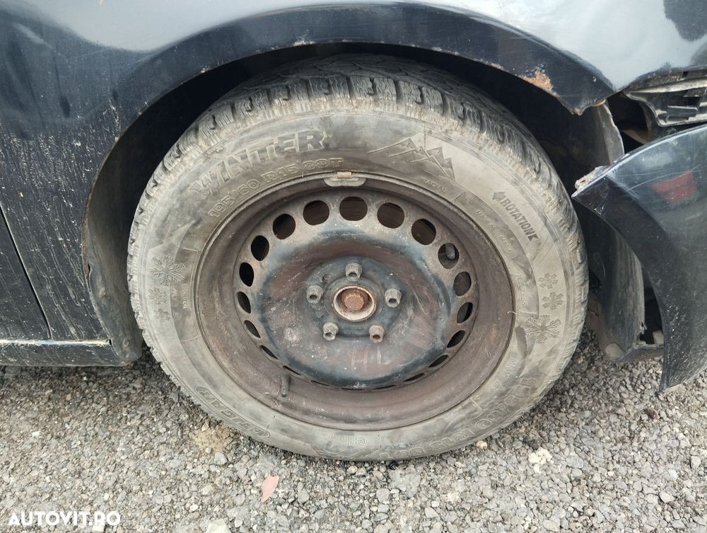 Dezmembrari  VW GOLF 5  2003  > 2009 1.9 TDI Motorina - 7
