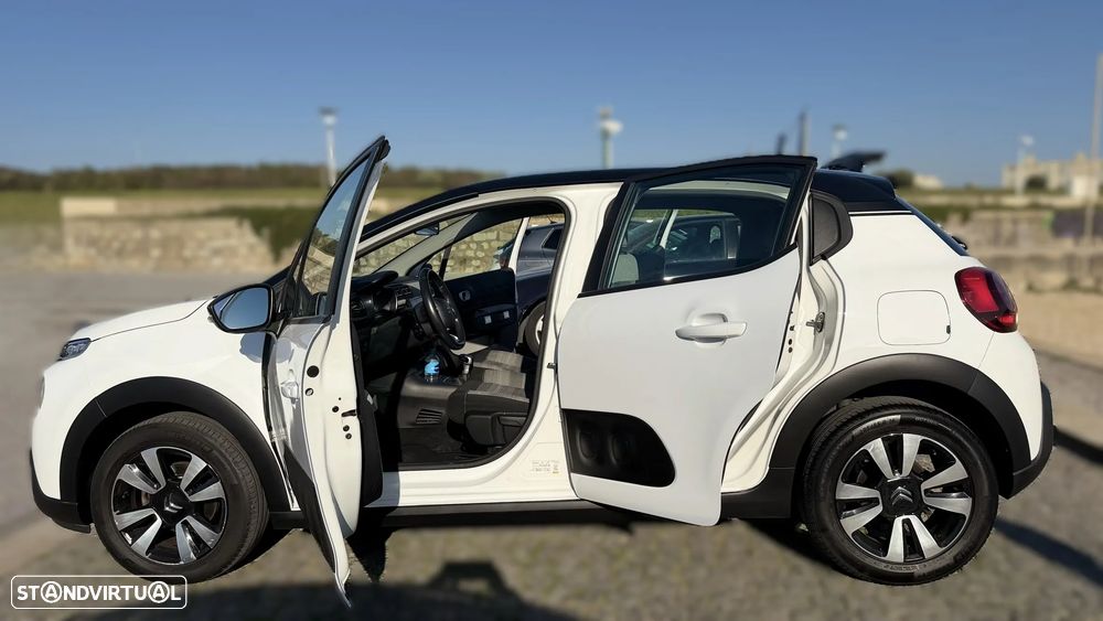Citroën C3 1.2 PureTech Shine EAT6 - 4