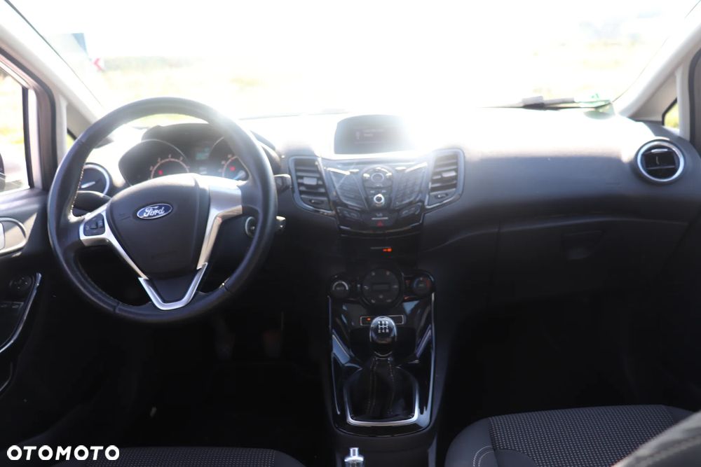 Ford Fiesta 1.0 EcoBoost Titanium - 19