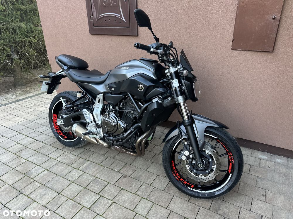 Yamaha MT - 12