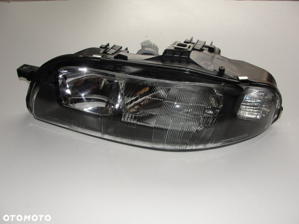 REFLEKTOR PRZEDNI LEWY FIAT MAREA 01.96- TYC - 1