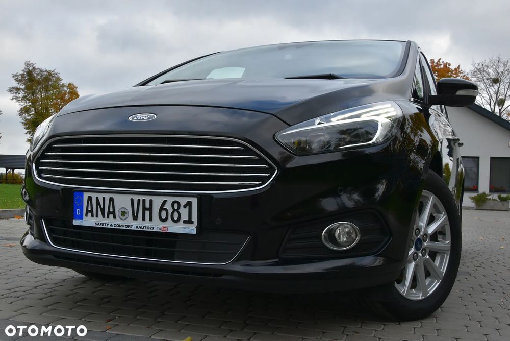 Ford S-Max 2.0 TDCi Titanium PowerShift - 36
