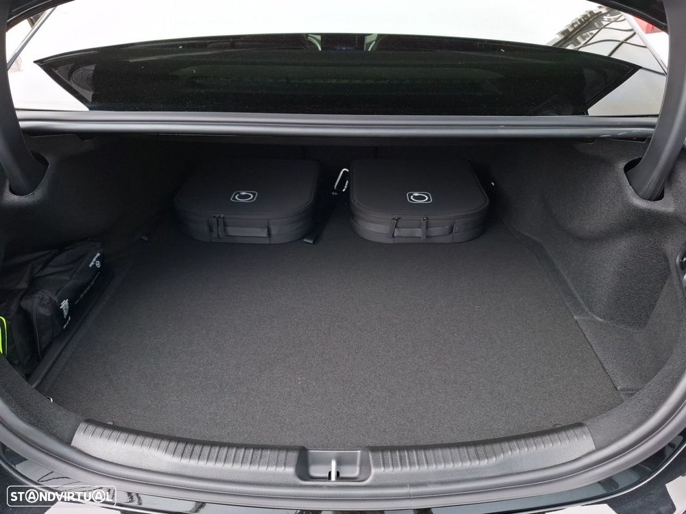 Mercedes-Benz C 300 de AMG Line - 28