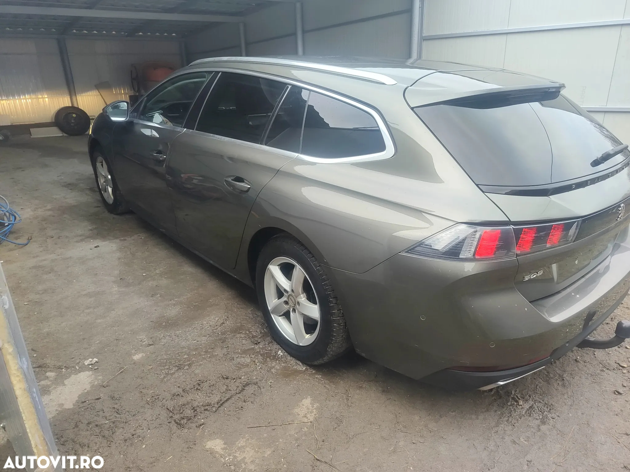 Peugeot 508 BlueHDi 130 EAT8 Allure Pack - 23