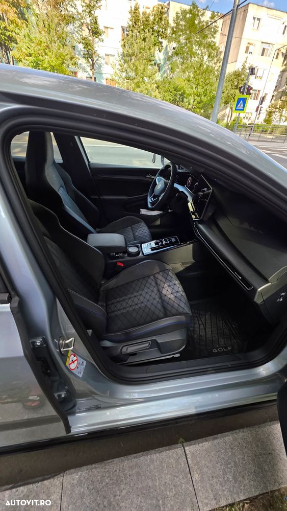 Volkswagen Golf 1.5 eTSI ACT DSG MHEV R-Line - 10