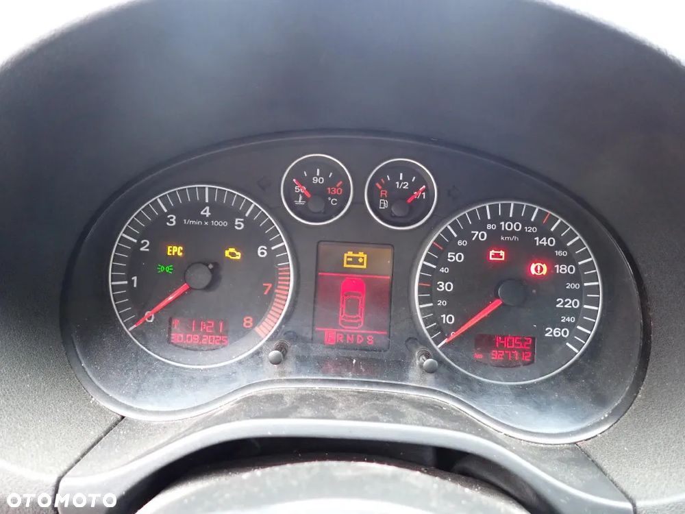 CZĘŚCI - Audi A3 8P 2,0 FSI AXW 150KM AT GJZ HB 3D lakier LY7 2003r. INDEX - 9687 - 13