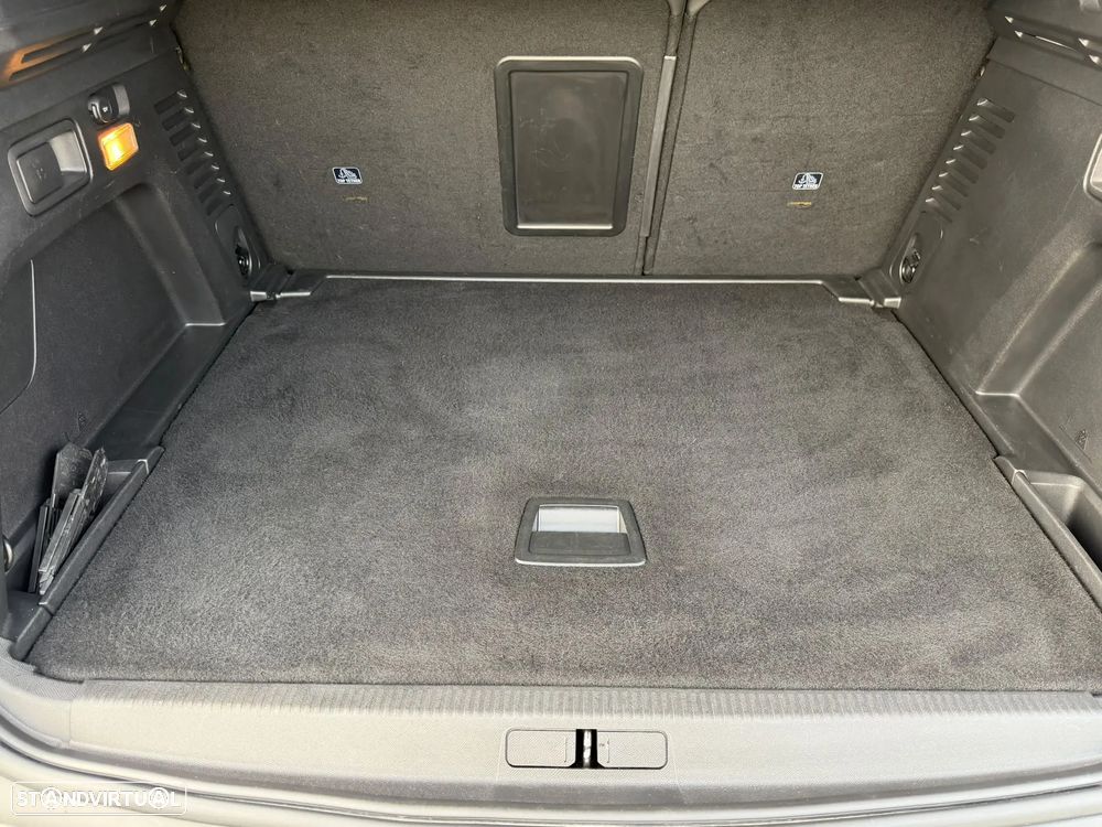 Peugeot 3008 1.6 BlueHDi Allure EAT6 - 36