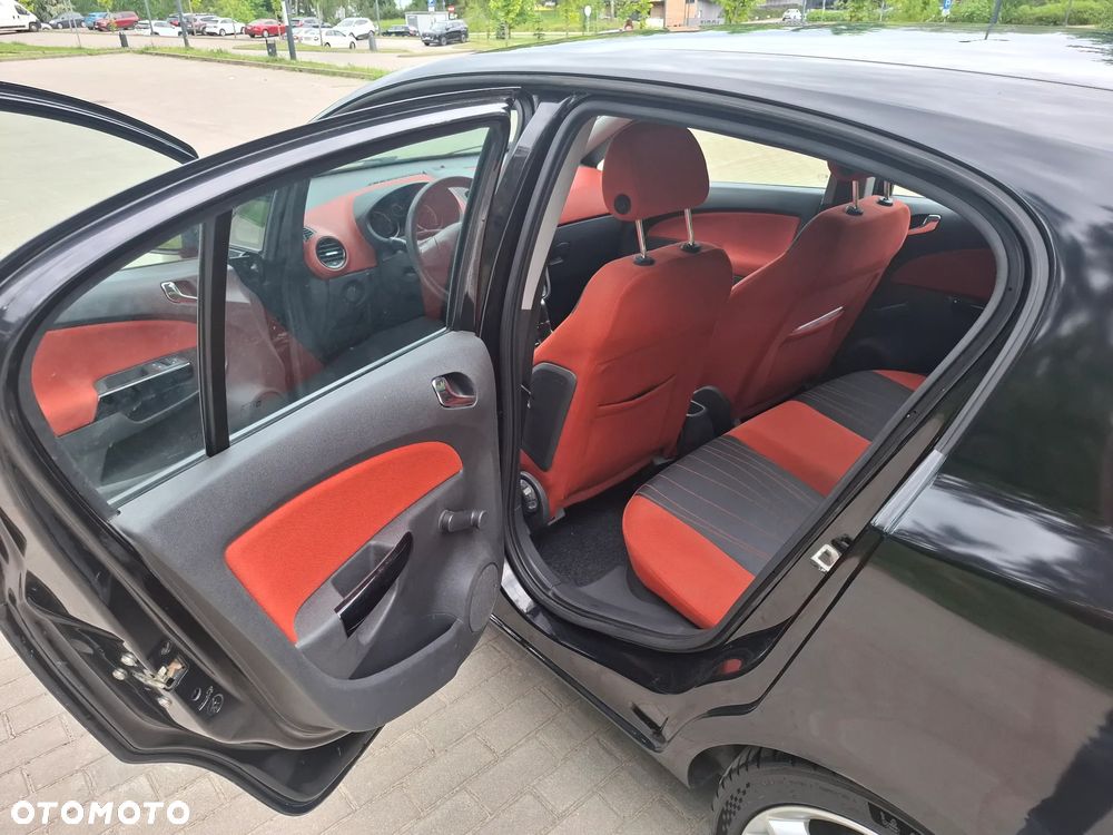 Opel Corsa 1.4 16V Enjoy - 13