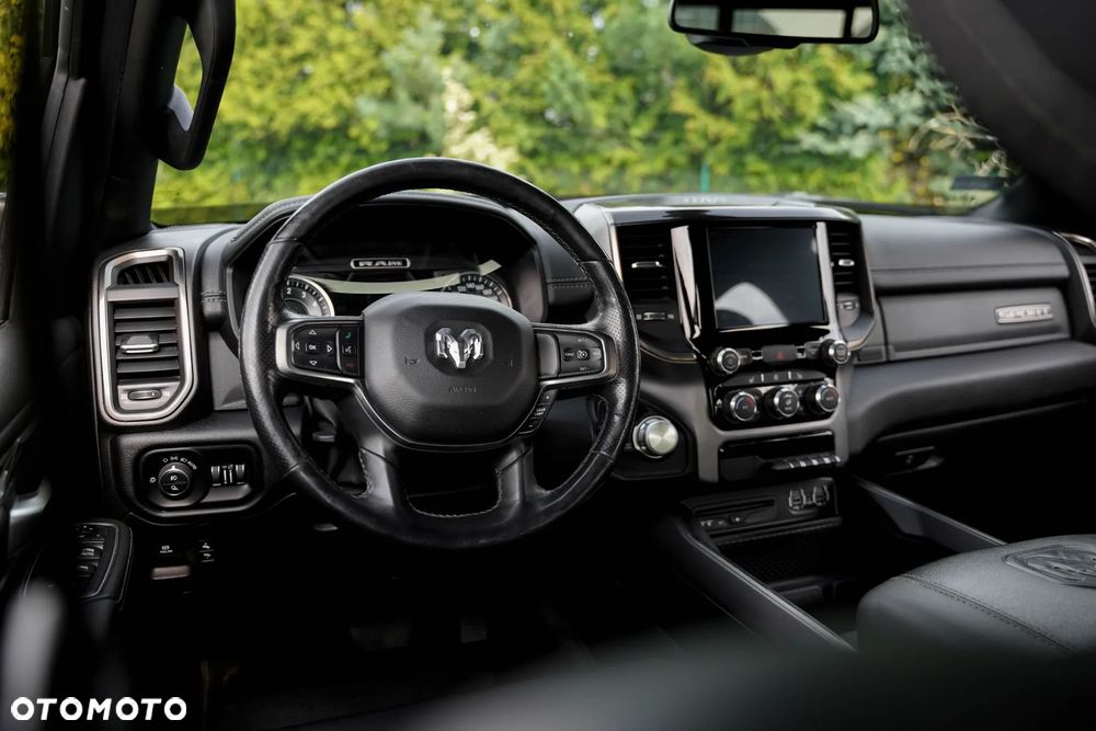 Dodge RAM 5.7 4x4 - 28