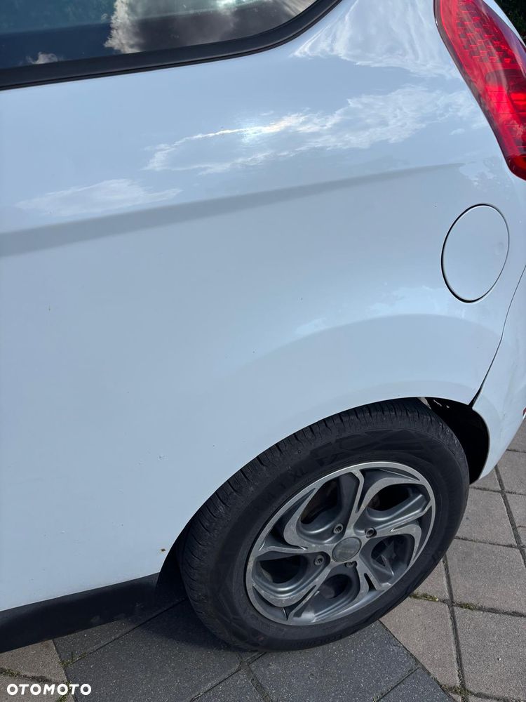 Ford Fiesta - 10