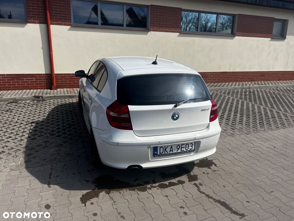 BMW Seria 1 118d - 8